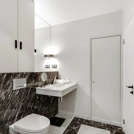 Pick A Flat's In Trocadéro - Rue Louis David *